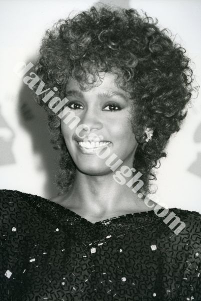 Whitney Houston 1987, Los Angeles, 4.jpg